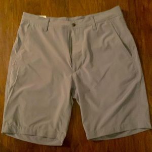 Men’s grey FootJoy golf shorts